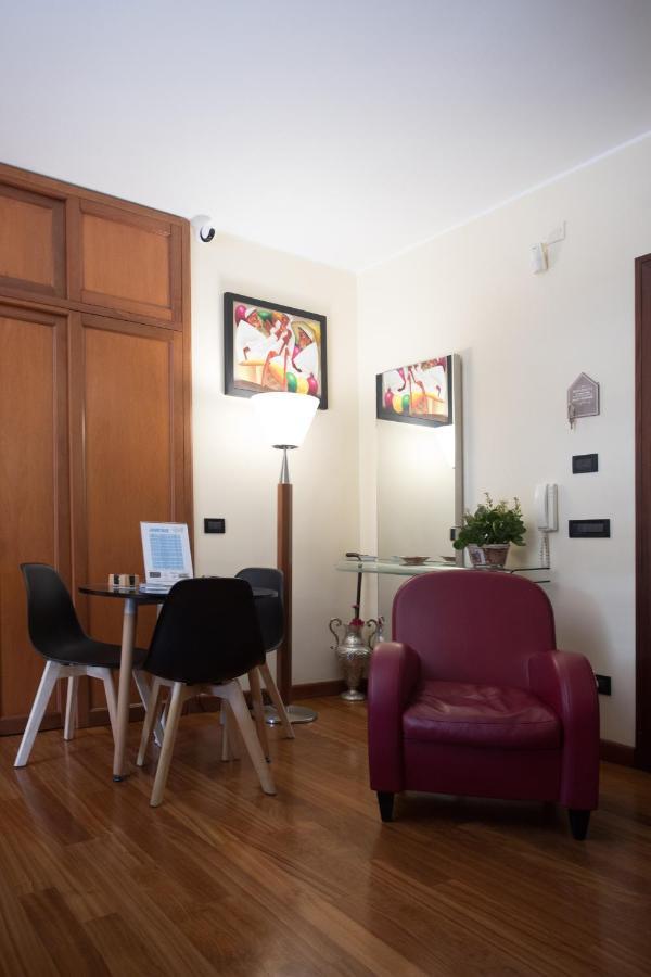 B&B Tiffany Sferracavallo Palerme Extérieur photo